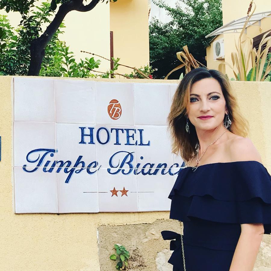 B&B Timpe Bianche Castelluzzo Exterior foto